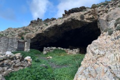 Σπήλαιο Μενδώνη